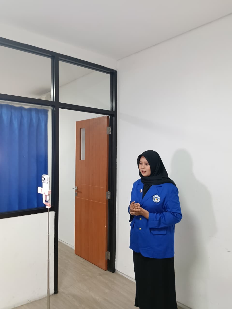 (2) Take Video (3)